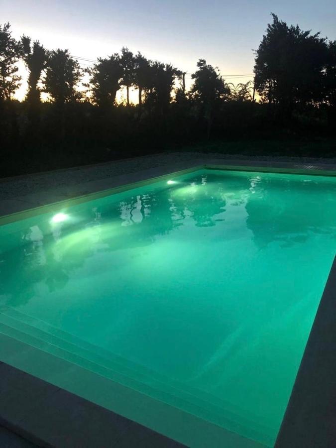 Le Pigeonnier Gite Verrieres (Charente) Exterior foto